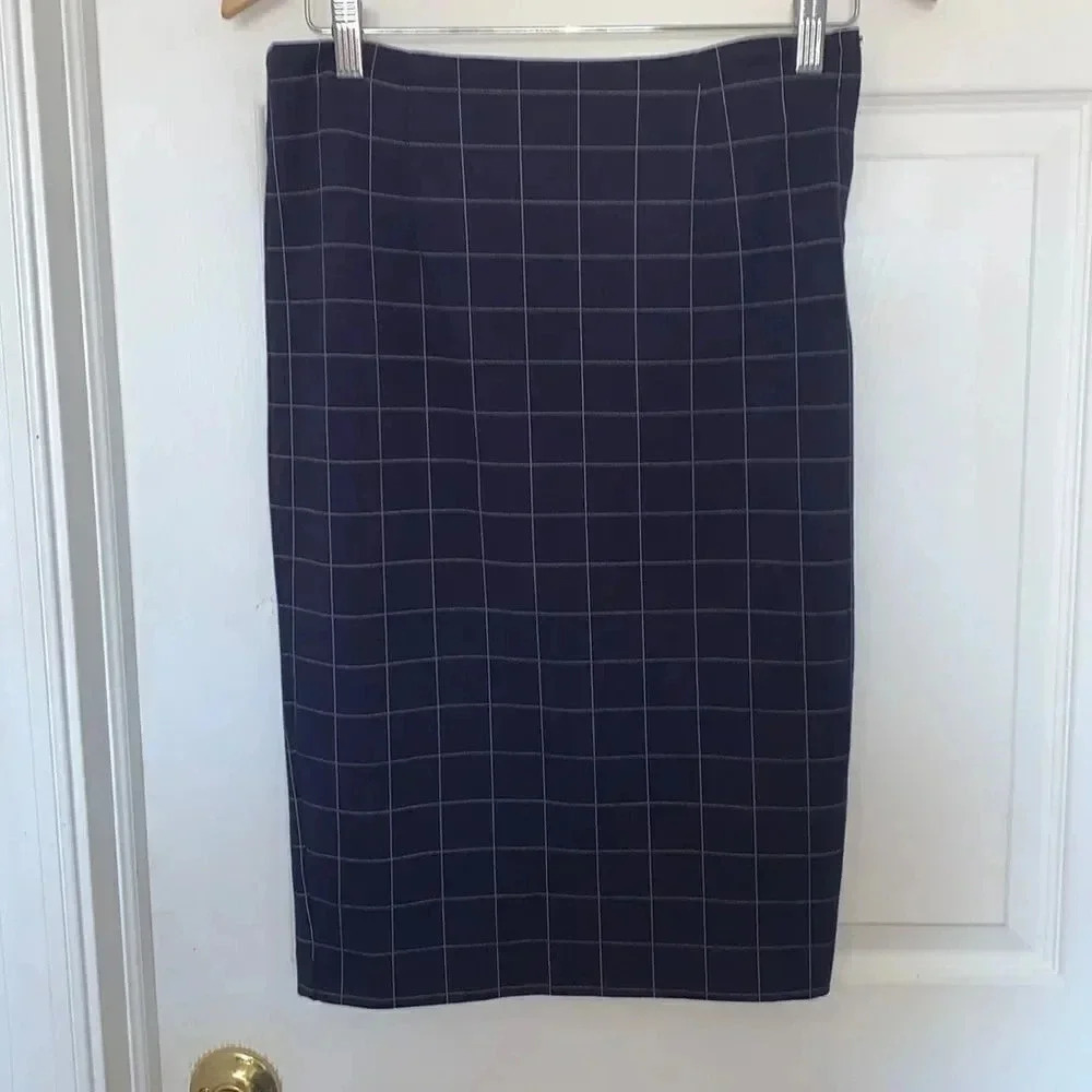 Lord & Taylor plaid pencil skirt